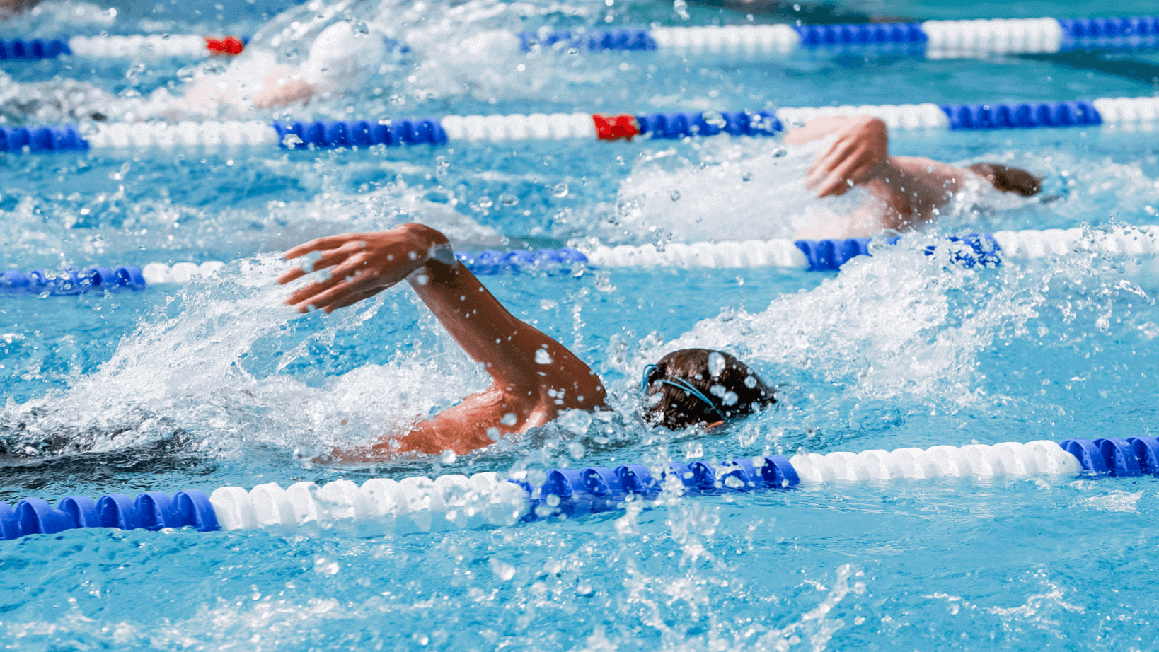 竞技游泳对孩子是否合适？